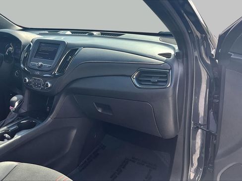 Used 2023 Chevrolet Equinox RS FWD image 18