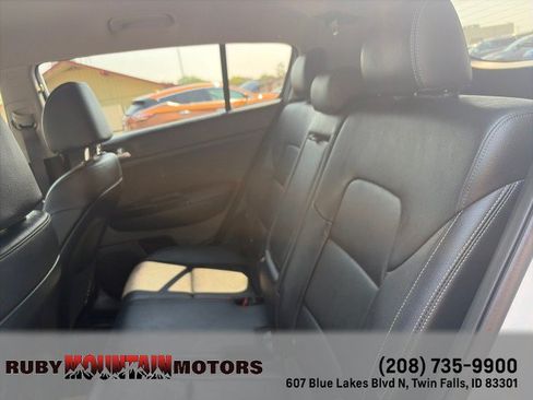 Used 2019 Kia Sportage EX FWD image 22