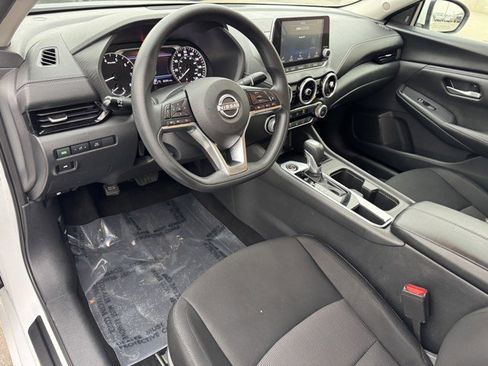 Used 2024 Nissan Sentra SV image 10