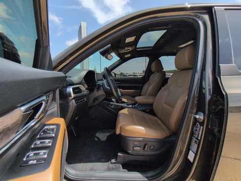 Used 2022 Kia Telluride SX w/ Nightfall Edition Package AWD/4WD image 16