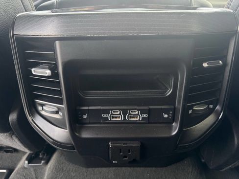 Used 2022 RAM 1500 Limited w/ Body-Colour Bumper Group image 30