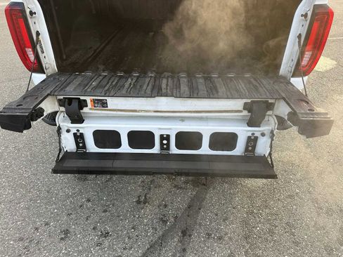 Used 2022 GMC Sierra 2500 Denali image 15