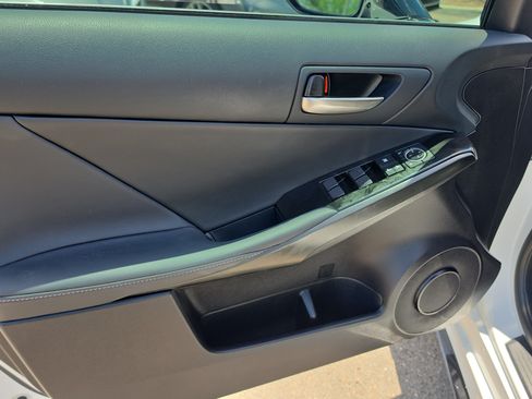 Used 2025 Lexus IS 350 F Sport RWD image 17