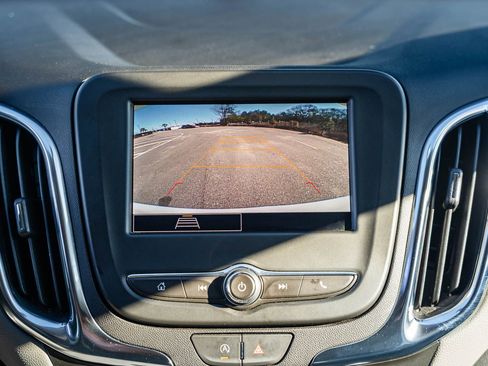 Used 2024 Chevrolet Equinox LT image 34