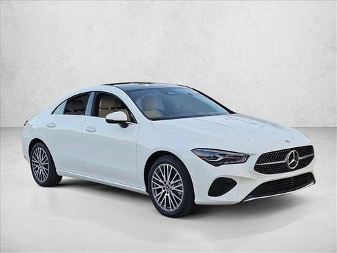 Used 2024 Mercedes-Benz CLA 250 image 3