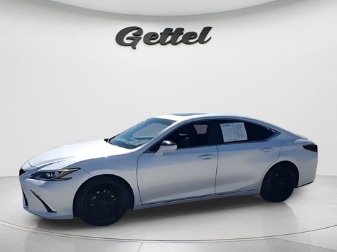 Used 2019 Lexus ES 350 w/ Premium Package image 4