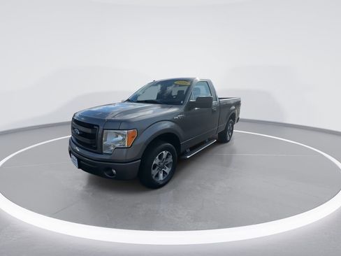 Used 2014 Ford F150 STX w/ Equipment Group 201A Mid image 4
