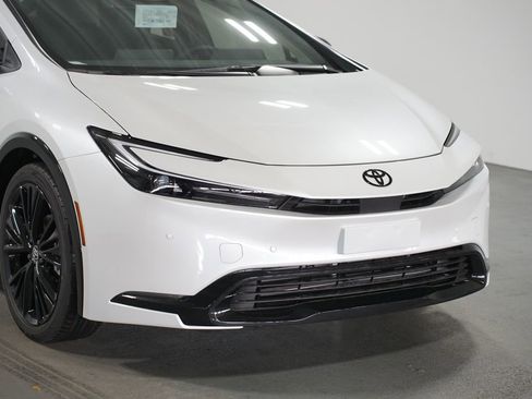 New 2026 Toyota Prius Nightshade image 4