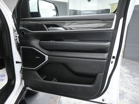 Used 2022 Jeep Wagoneer Series II image 17