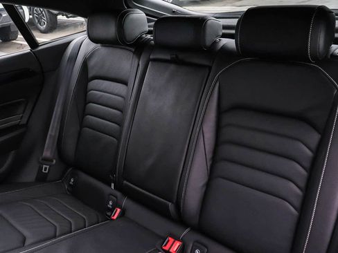 Used 2023 Volkswagen Arteon SEL image 19