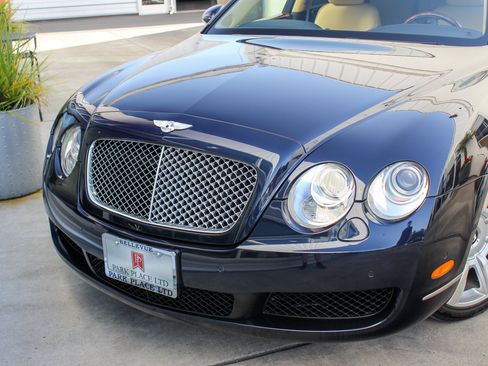Used 2007 Bentley Flying Spur Flying Spur AWD/4WD image 3