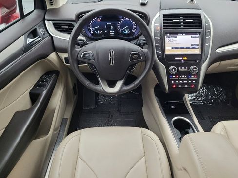 Used 2019 Lincoln MKC Premiere FWD image 22