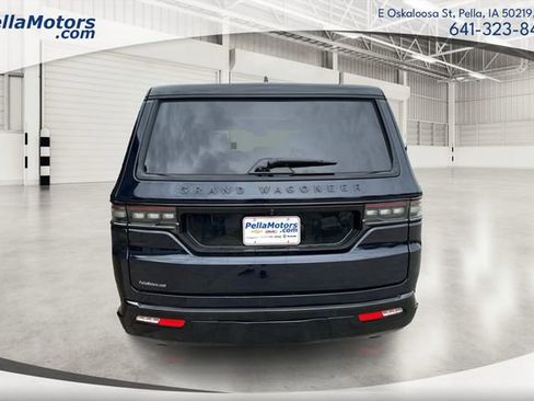 Used 2025 Jeep Grand Wagoneer L Series III w/ Rear Seat Video Group 1 image 4