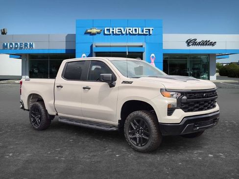New 2026 Chevrolet Silverado 1500 Custom Trail Boss w/ Dark Appearance Package AWD/4WD image 7