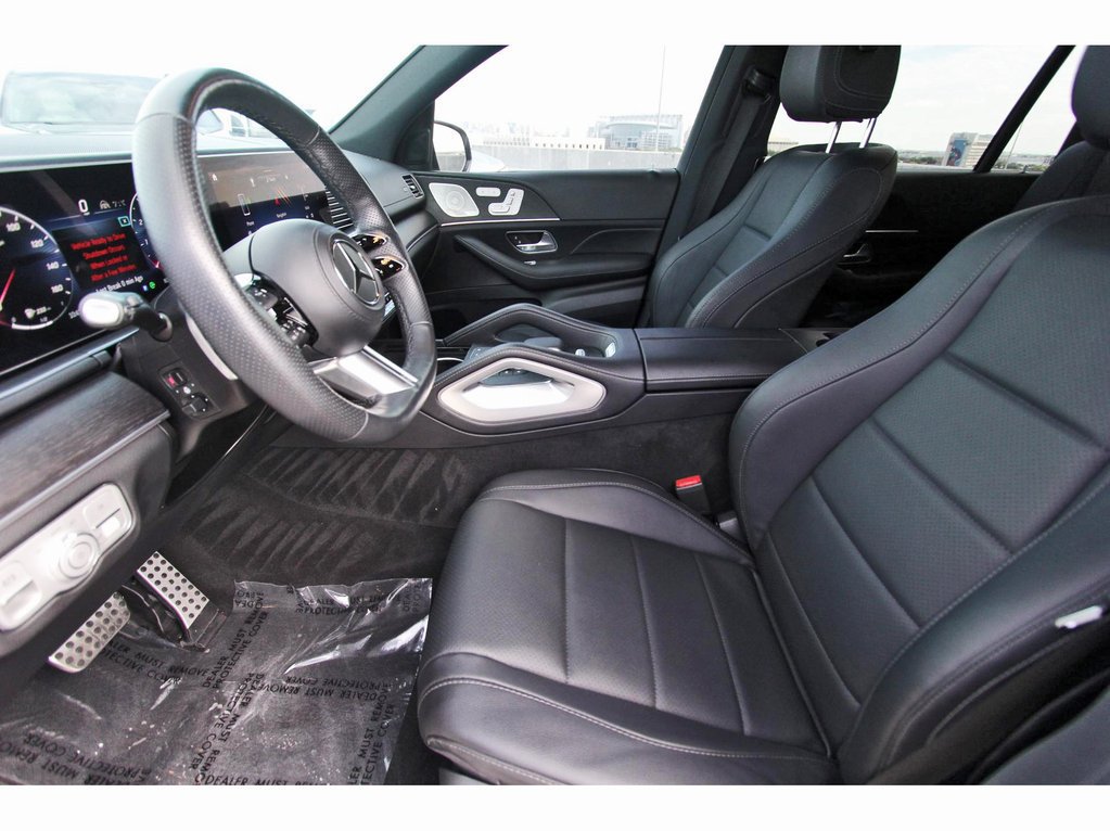 Used 2024 Mercedes-Benz GLS 450 4MATIC image 6