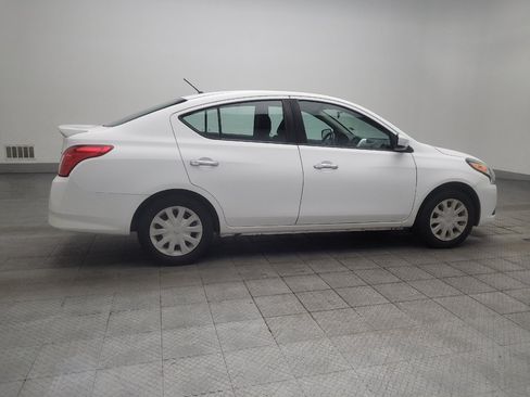 Used 2019 Nissan Versa SV FWD image 10