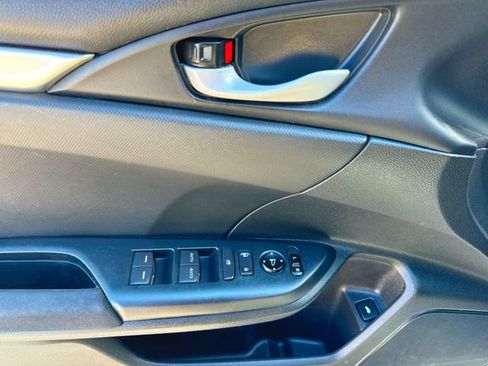 Used 2019 Honda Civic LX image 21