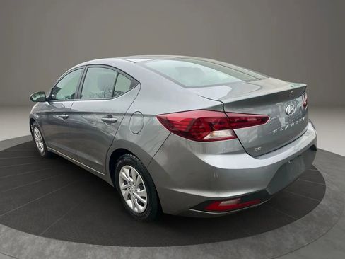 Used 2019 Hyundai Elantra SE image 7