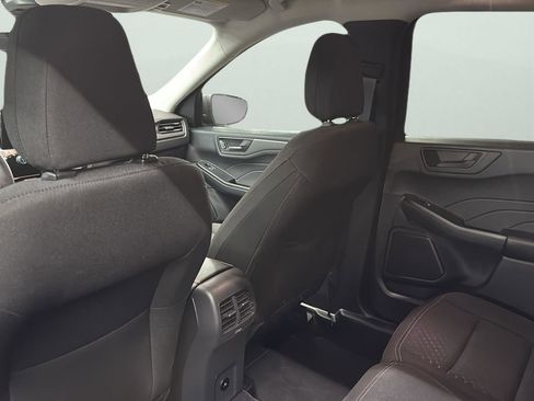Certified 2025 Ford Escape Active image 29