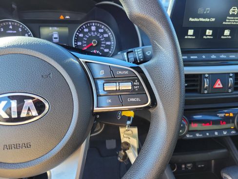 Used 2019 Kia Forte LXS image 11