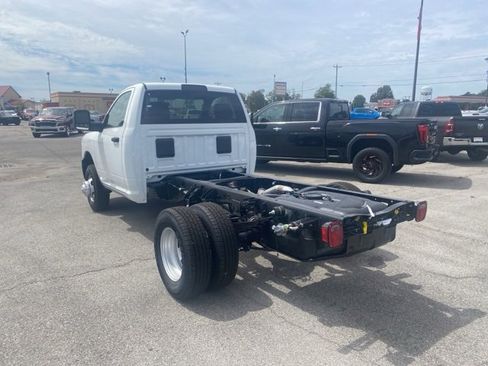 Used 2024 RAM 3500 Tradesman image 4