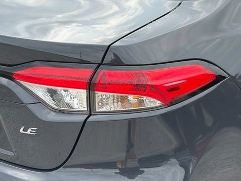 Used 2026 Toyota Corolla LE FWD image 11