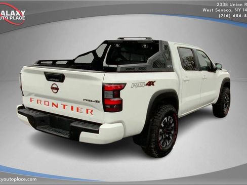 Used 2022 Nissan Frontier PRO-4X w/ Technology Package image 5