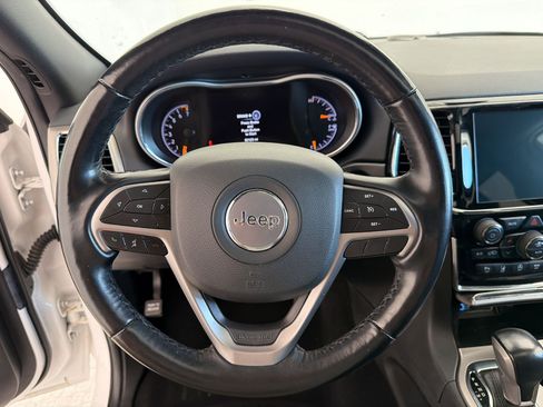 Used 2021 Jeep Grand Cherokee Laredo X AWD/4WD image 28