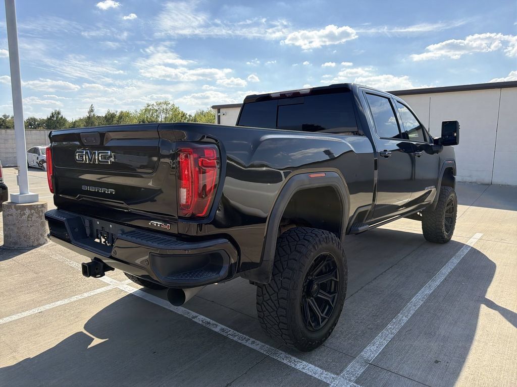 Used 2020 GMC Sierra 2500 AT4 w/ AT4 Premium Package AWD/4WD image 3