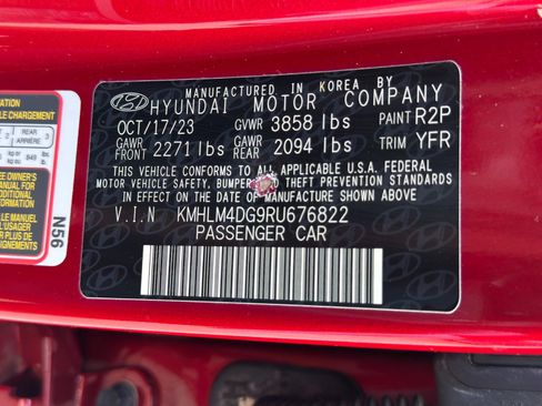Used 2024 Hyundai Elantra SEL FWD image 43