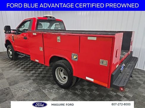 Certified 2019 Ford F350 4x4 Regular Cab DRW Super Duty image 13