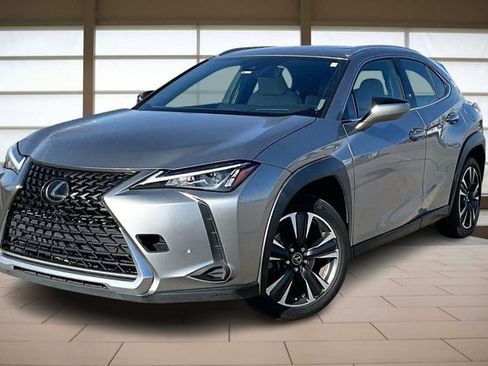 Used 2020 Lexus UX 200 w/ Premium Package image 1
