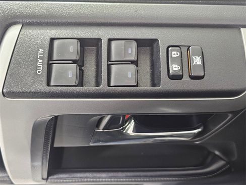 Used 2022 Toyota 4Runner SR5 Premium w/ Moonroof Package image 24