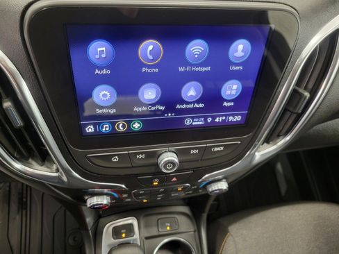 Used 2024 Chevrolet Equinox LT image 7