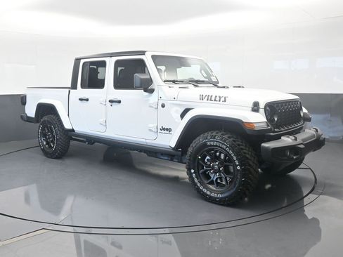 New 2026 Jeep Gladiator Willys image 8
