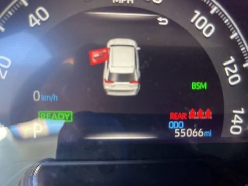 Used 2024 Toyota RAV4 LE AWD/4WD image 14