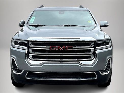 Certified 2023 GMC Acadia SLE w/ Driver Convenience Package image 4