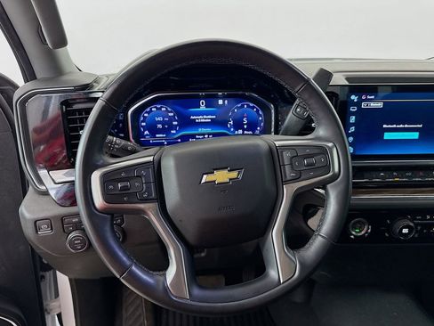 Used 2023 Chevrolet Silverado 1500 LT AWD/4WD image 12