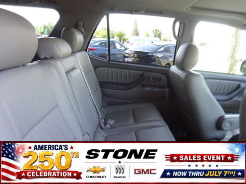 Used 2006 Toyota Sequoia Limited RWD image 22