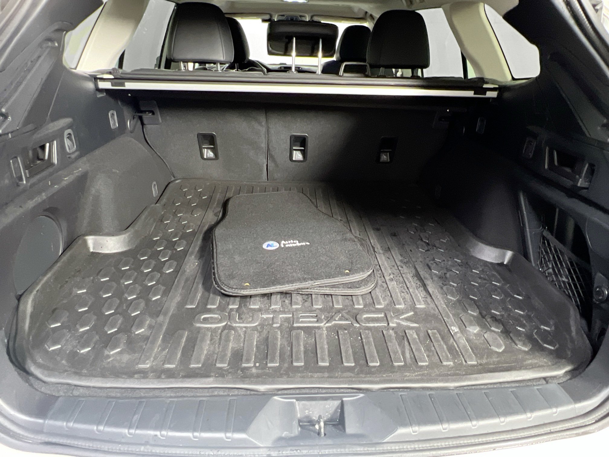 Used 2023 Subaru Outback Touring AWD/4WD image 27