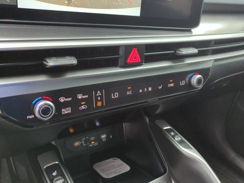 New 2026 Kia Sorento S FWD image 24