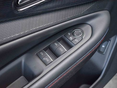 New 2025 Chevrolet Blazer EV RS w/ Super Cruise Package AWD/4WD image 19