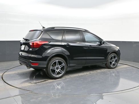 Used 2019 Ford Escape SEL image 15