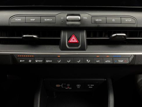 Used 2025 Kia K4 FWD image 28
