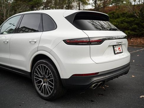 Used 2021 Porsche Cayenne S image 7