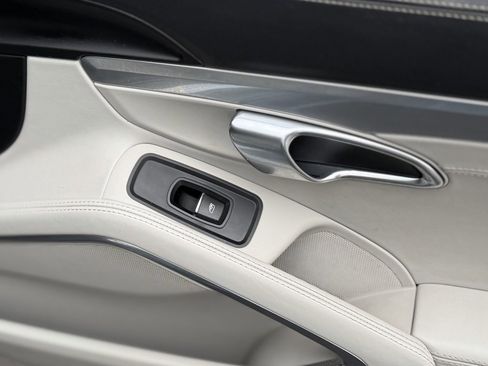 Used 2018 Porsche 718 Cayman image 35