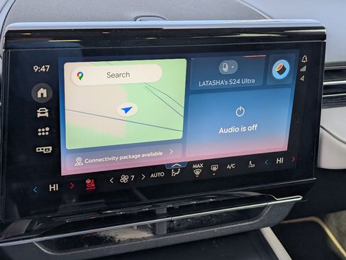 Used 2024 Lincoln Nautilus Reserve image 24