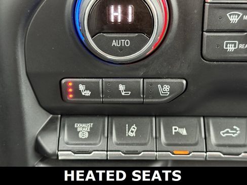 Used 2021 Chevrolet Silverado 2500 LTZ w/ LTZ Premium Package image 10