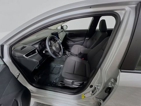Used 2024 Toyota Corolla LE FWD image 15