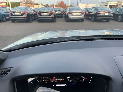 Used 2025 Honda Civic Sport image 32